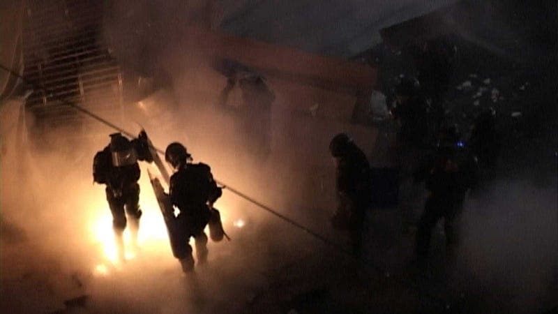 記住那些火中顫抖的靈魂:談《兩生門》與《共同正犯》 圖像