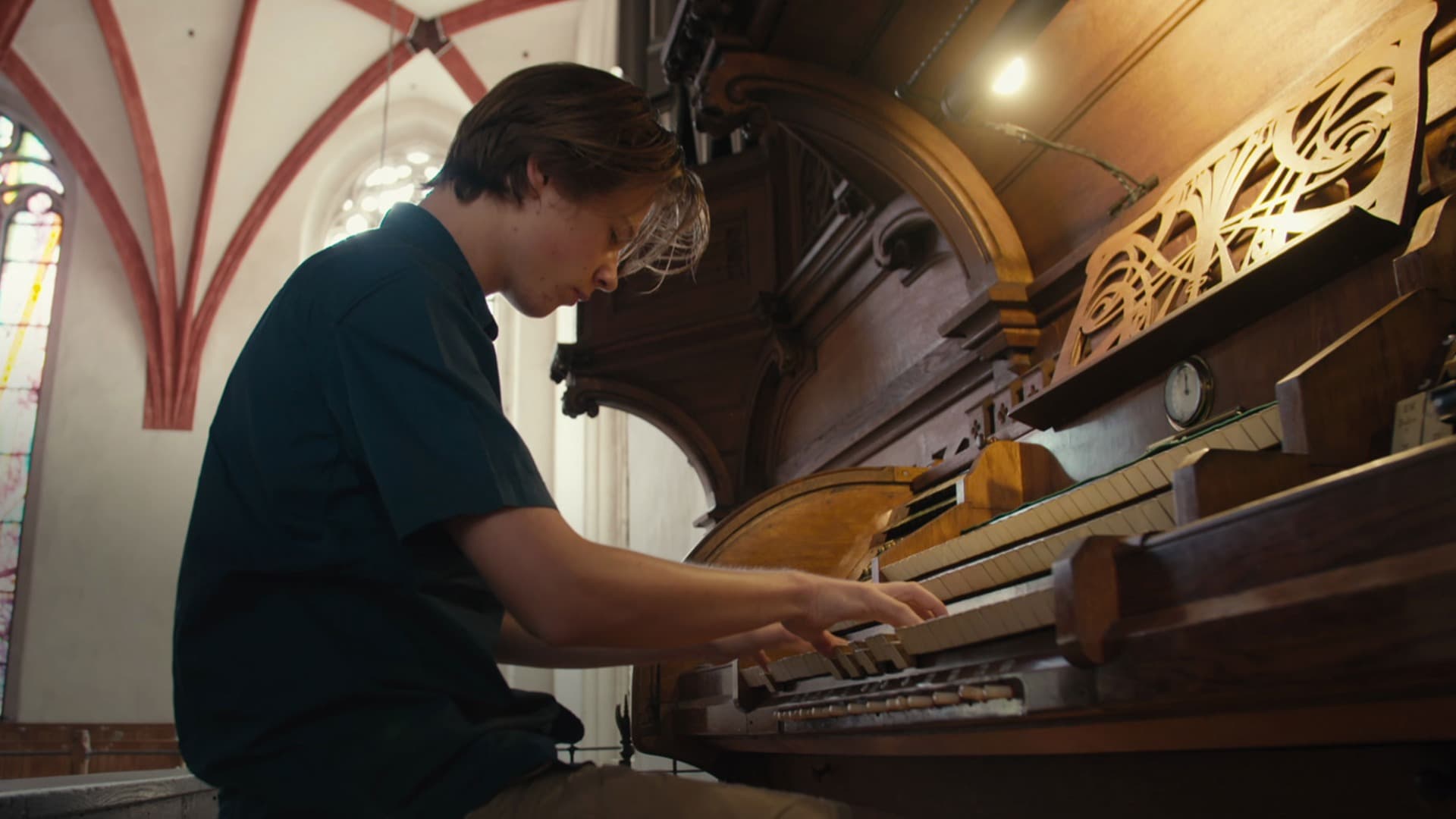 The Road to Victory: The Organ Competition
